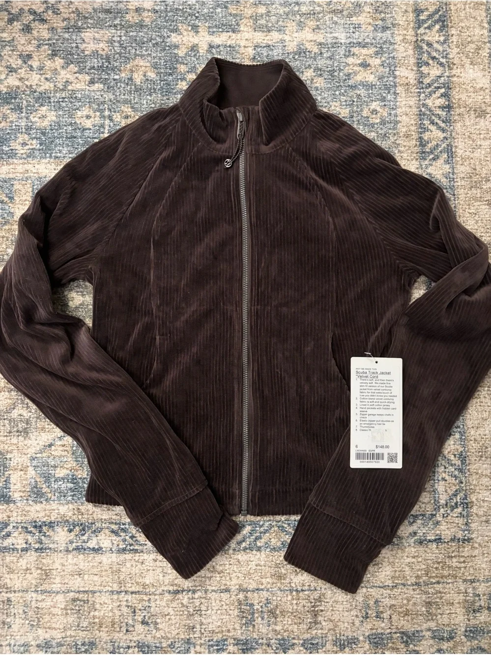 Lululemon Scuba Track Jacket Velvet Cord in Espresso size 6